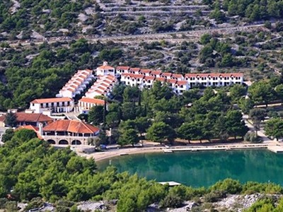 Holiday Village Jezera-Lovišća apartmány