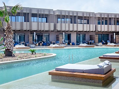 Hotel Senseana Sea Side Resort & Aquadventure