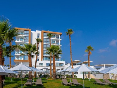 Leonardo Crystal Cove Hotel and Spa by the sea