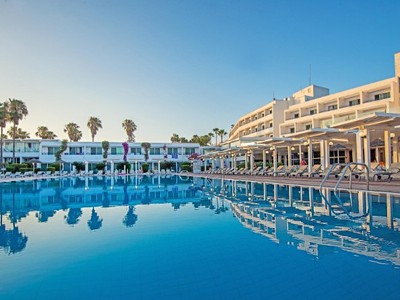 Dome Beach hotel & Resort