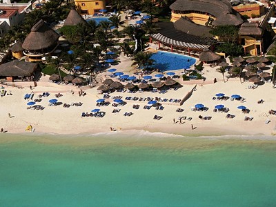 The Reef Playacar Resort And Spa