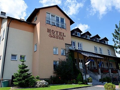 Autobusový pobytově poznávací zájezd na Domažlicko - Hotel Sádek