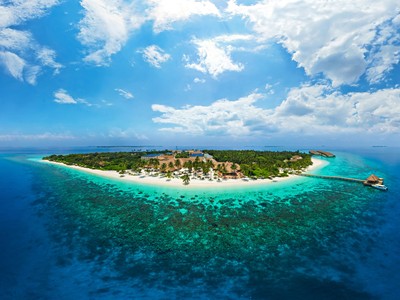 Osobně jsme navštívili - Reethi Faru Resort