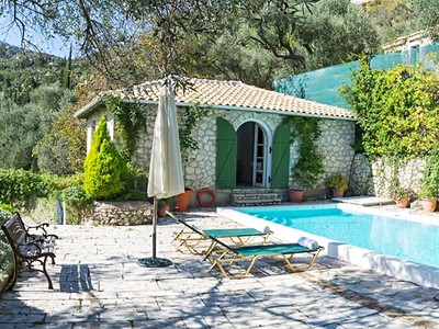 Villa Old House And Guest House