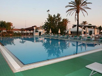 Villaggio Le Palme s bazénem
