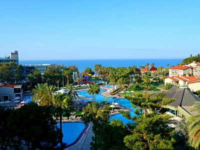 Arum Barut Collection