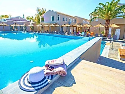 Amour Holiday Resort