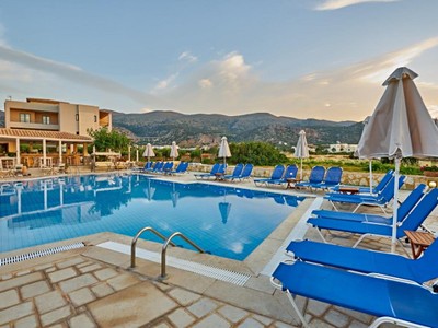 Golden Bay Hotel
