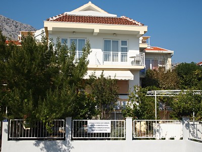 Vila Orebič tours