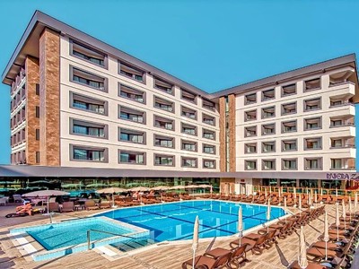 Riviera Zen Hotel