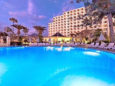 H10 Las Palmeras