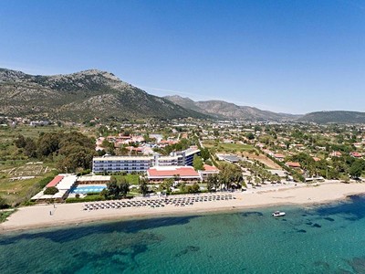 Golden Coast Hotel & Bungalows