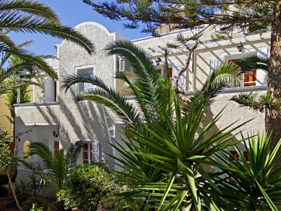 Dolphin Apartments