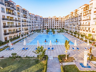 Gravity Hotel & Aqua Park