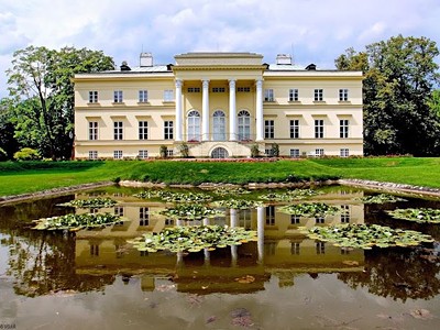Zámek Častolovice – skvost české historické architektury a Nový zá...
