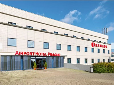 Ramada Airport Hotel Prague