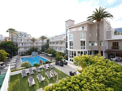 San Borondon Hotel