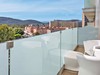 Balkon hotelového pokoje