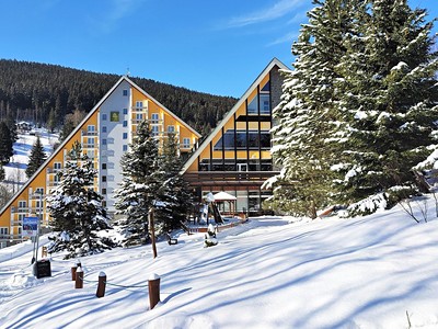Pinia Hotel & Resort