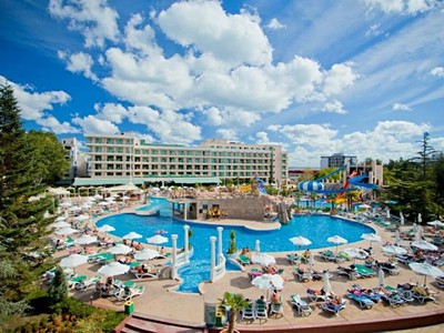 Dit Evrika Beach Club Hotel