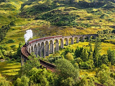 Skotsko po stopách Harryho Pottera + Hrad Stirling + Loch Ness (letecky z Prahy