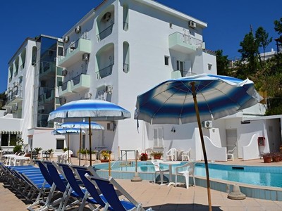 Hotel La Ginestra: Letecký zájezd 7 nocí