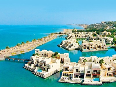 Hotel The Cove Rotana Resort