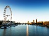 Výhled na řeku Temži a London Eye