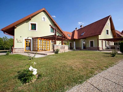 Kehida Termal Holiday Village: Pobyt v apartmánu na min. 4 noci