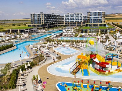 Wave Resort
