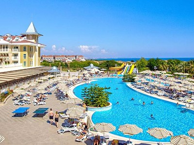 Side Star Resort