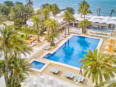 Hotel Hari Club Beach Resort