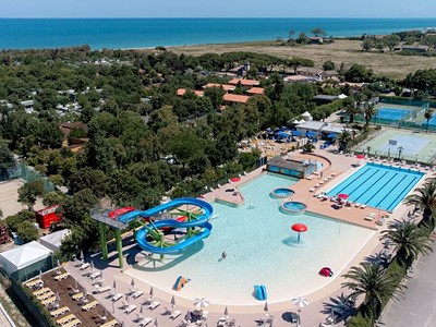 La Risacca Family Camping Village: Pobyt v domcích