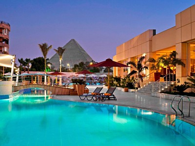 Cairo Pyramids Hotel