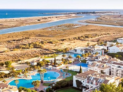 Golden Club Cabanas