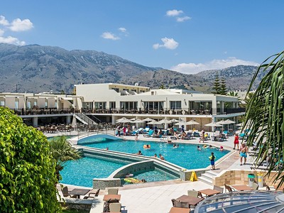 Hotel Vantaris Garden