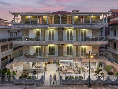 Ouzas Luxury Hotel