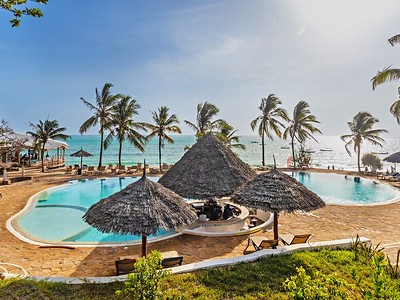 Hotel Karafuu Beach Resort & Spa