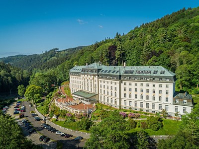 Romantický víkend v lázeňském hotelu Radium Palace v Jáchymově