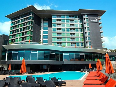 Hotel The Views Baia