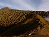 Na okraji kaldery Rinjani