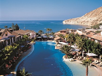 Columbia Beach Resort