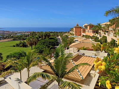 Royal Garden Villas