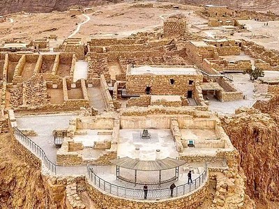 Svatá země a Egypt - Tři plameny jedné lampy