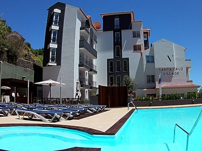 Hotel Santa Cruz Village
