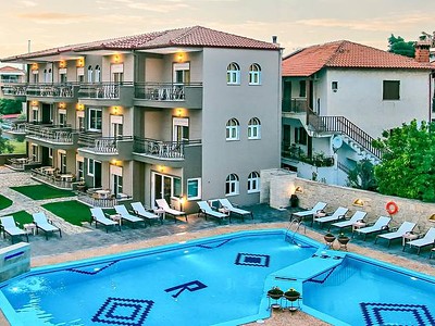 Royal hotel and Suites