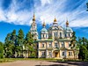 Kazachstán - Katedrála v parku Panfilovců, Alamty (Dreamstime)