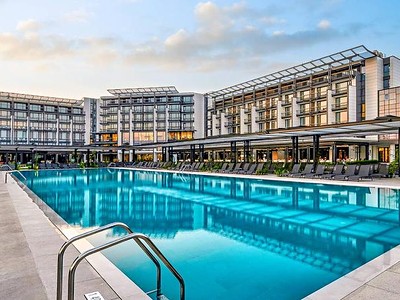 Voya Beach Resort