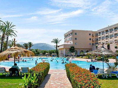 Itropika Beach