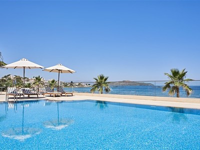 Atlantica Kalliston Resort and Spa